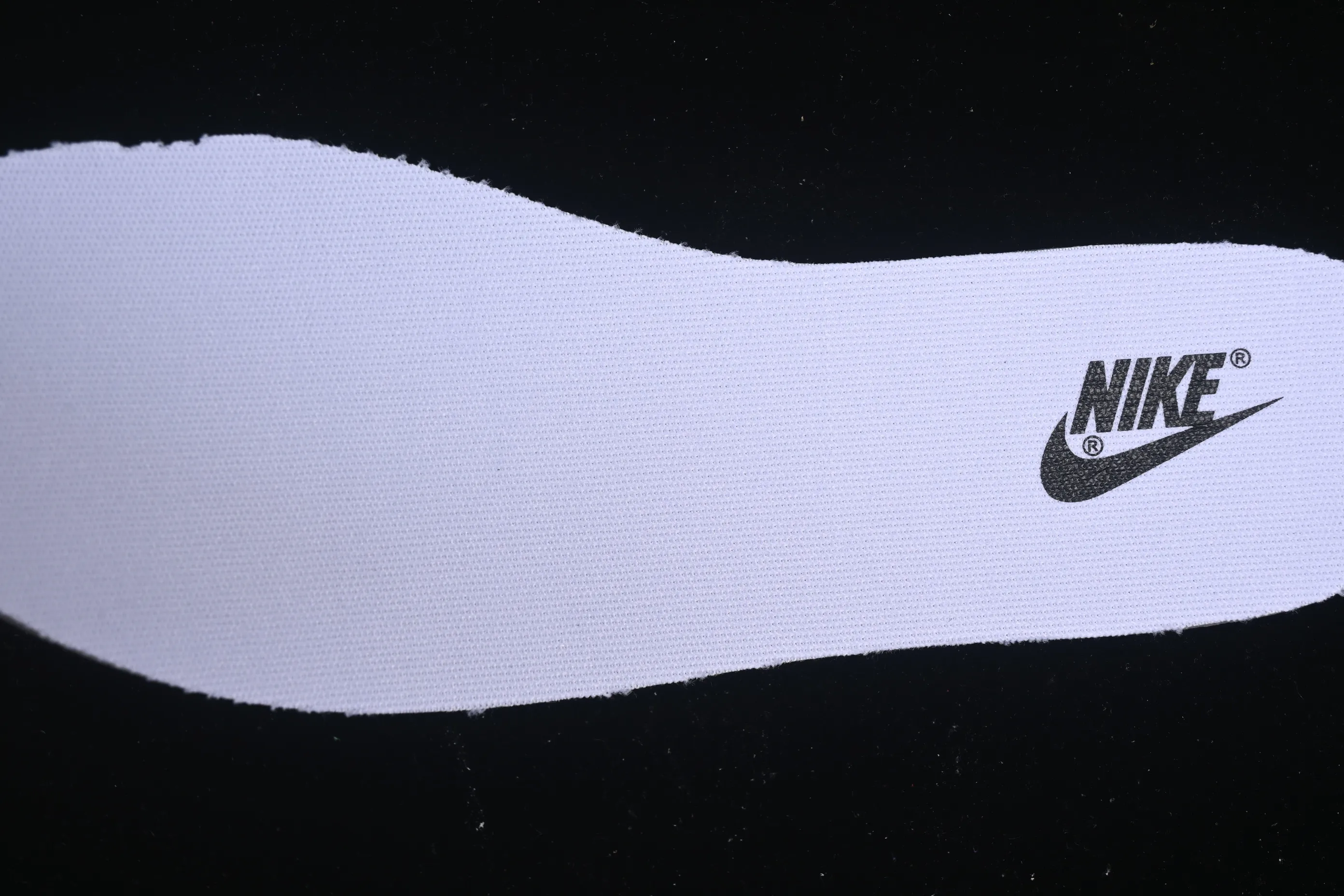 All categories Nk SB Dunk Series Nk SB Dunk Low High-end customized low-top sneakers Nike SB Dunk Low All black and white hook Anniversary high-end customized low-top casual sneakers HF5441-100